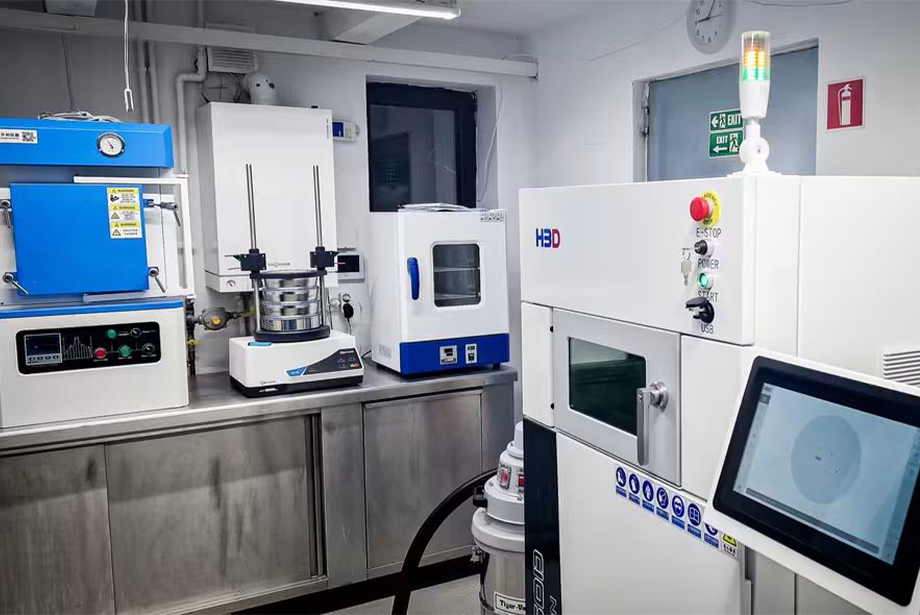 Instalare mașină SLM de la HBD - 150 Flex Edition - Dual Laser în laborator dentar SKY DENT, Râșnov Instalare mașină SLM de la HBD - 150 Flex Edition - Dual Laser în laborator dentar SKY DENT, Râșnov