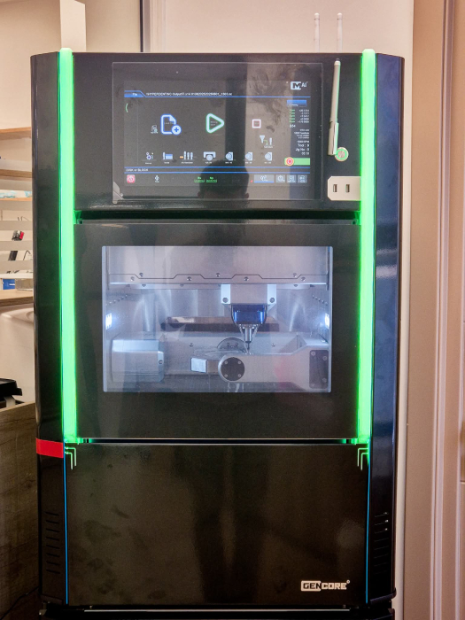 Dotare Clinică Medicală Dentară Dr. Teo cu mașină de frezare de ultimă generație 6